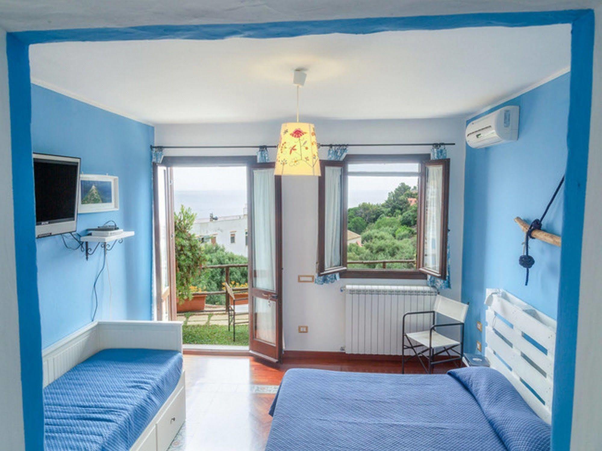 Hotel Clelia Isola di Ustica Ngoại thất bức ảnh